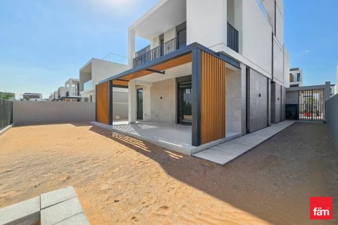 Villa in vendita a Dubai, EAU 4 camere da letto, 448.8 mq. № 714010 - foto 2