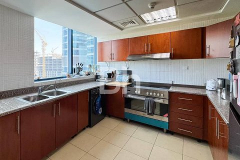 Apartemen di Jumeirah Lake Towers, Dubai, UEA 2 kamar tidur, 184 m2 nomor 643139 - foto 9