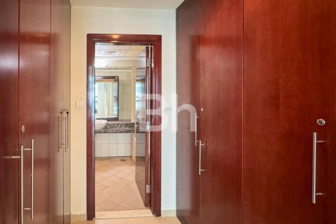 Apartemen di Jumeirah Lake Towers, Dubai, UEA 2 kamar tidur, 184 m2 nomor 643139 - foto 16