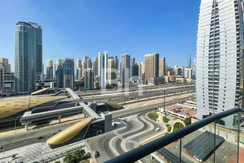 Apartemen di Jumeirah Lake Towers, Dubai, UEA 1 kamar tidur, 81 m2 nomor 643135 - foto 2