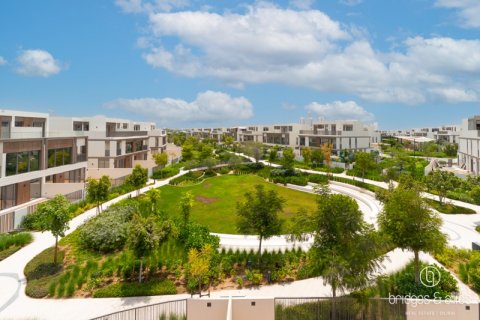 Vilë në Dubai, Emiratet e Bashkuara Arabe 4 dhoma gjumi, 316 m2. № 629703 - Foto 21
