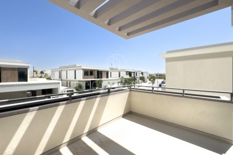 Vilë në Dubai, Emiratet e Bashkuara Arabe 5 dhoma gjumi, 415.9 m2. № 629706 - Foto 23