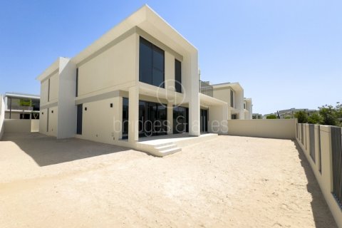 Vilë në Dubai, Emiratet e Bashkuara Arabe 5 dhoma gjumi, 415.9 m2. № 629706 - Foto 1