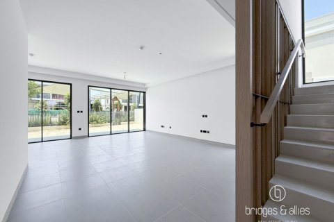 Vila v Dubai, SAE 4 ložnice, 378.3 m² Č.: 629704 - fotografie 5