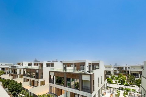 Vilă de închiriat în Dubai, EAU 4 dormitoare, 316.9 mp.  №629708 - poză 6