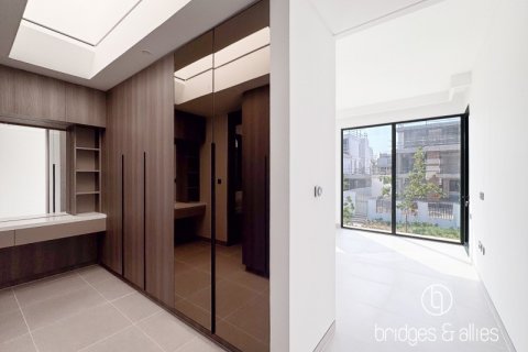 Vilă de închiriat în Dubai, EAU 4 dormitoare, 316.9 mp.  №629705 - poză 10