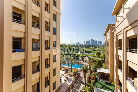 Lägenhet uthyres i The Views, Dubai, UAE 2 sovrum, 150 kvm Nr. 684220 - fotografi 12