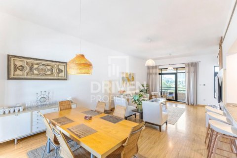 Lägenhet uthyres i The Views, Dubai, UAE 2 sovrum, 150 kvm Nr. 684220 - fotografi 3