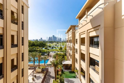 Lägenhet uthyres i The Views, Dubai, UAE 2 sovrum, 150 kvm Nr. 684220 - fotografi 13