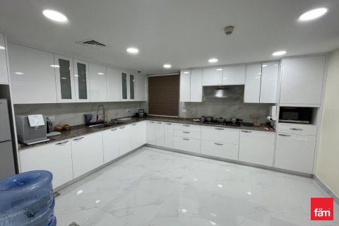 Villa itt: Dubai, EAE, 5 hálószoba, 219.2 m², azonosító: 711425 - fénykép 8