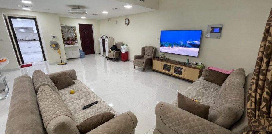 Villa itt: Dubai, EAE, 5 hálószoba, 219.2 m², azonosító: 711425