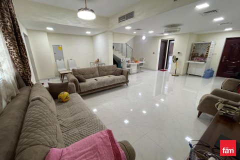 Villa itt: Dubai, EAE, 5 hálószoba, 219.2 m², azonosító: 711425 - fénykép 3