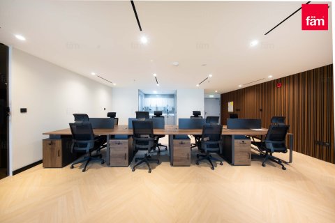 Üürile anda kontor asukohaga Dubai, AÜE: 93.4 m² Nr 711421 - pilt 11