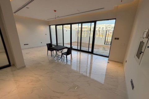 Al Furjan, Dubai, BAE’de kiralık villa 5 yatak odası, 222 m&sup2; No 712267 - fotoğraf 12