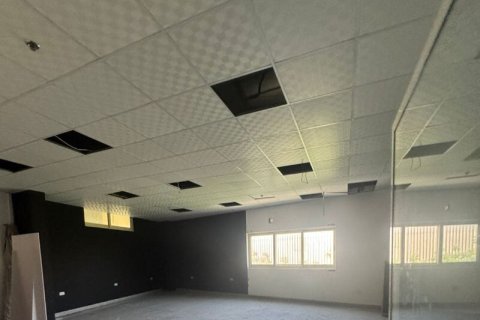 انبار در Dubai Investment Park، Dubai ، امارات متحده عربی 648 متر مربع. شماره 712265