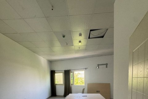 Entrepôt à louer à Dubai Investment Park, Dubai, EAU 648 m2 № 712265 - photo 3