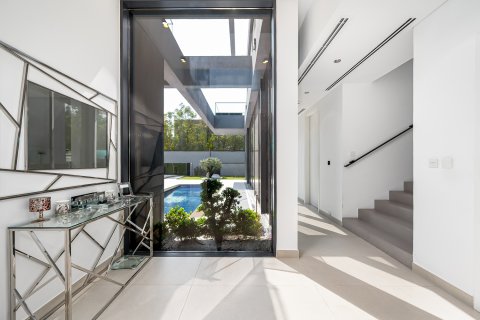 Villa en alquiler en Tilal City, Sharjah, EAU 4 dormitorios, 359.26 m2 № 754401 - foto 3