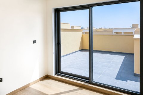 Damac Lagoons, Dubai, BAE’de kiralık sıra ev 5 yatak odası, 313.73 m&sup2; No 754403 - fotoğraf 4