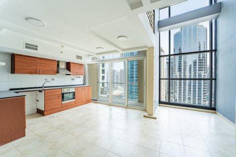 דירה ב Jumeirah Islands, Dubai, איחוד האמירויות 1 חדר שינה, 75 מ