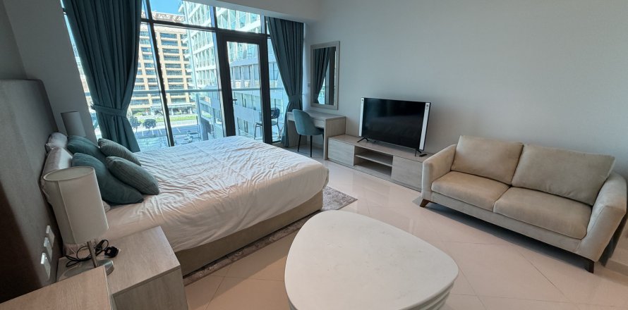 Apartment in Dubai, UAE 38 sq.m. № 751276