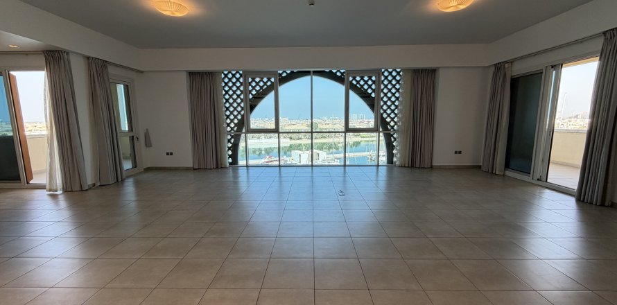 Korter asukohaga Palm Jumeirah, Dubai, AÜE: 3 magamistoaga, 377 m² Nr 751277