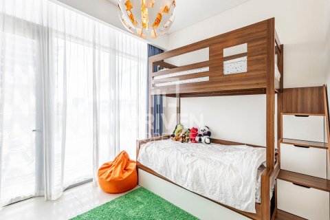 Huoneisto Al Wasl, Dubai, Arabiemiraatit 3 makuuhuonetta, 236.9 m2 № 756535 - kuva 15