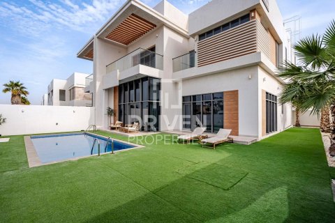 Villa asukohaga Jebel Ali, Dubai, AÜE: 4 magamistoaga, 476.78 m² Nr 741636