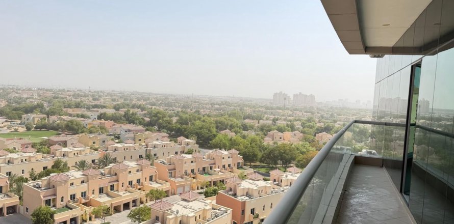 Appartement à Dubai Sports City, Dubai, EAU: 2 chambres, 155.6 m2 № 721021
