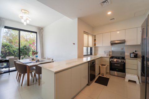 Városi lakóépület itt: Dubai, EAE, 4 hálószoba, 316 m², azonosító: 703213 - fénykép 10