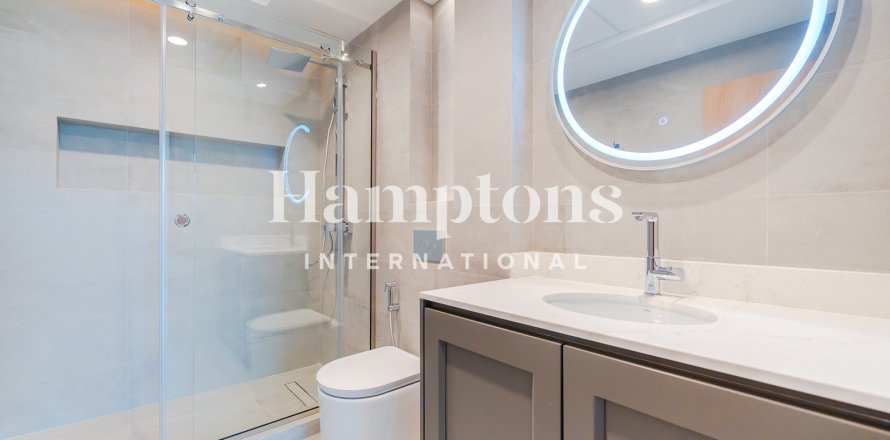 Huoneisto The Hills, Dubai, Arabiemiraatit 2 makuuhuonetta, 165.81 m2 № 652541