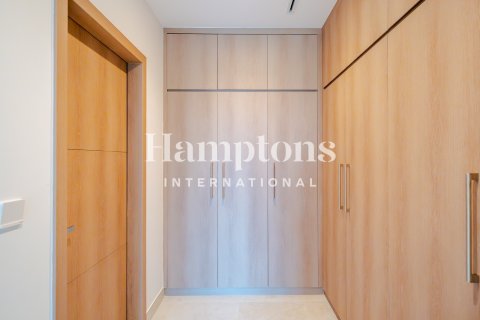 Huoneisto The Hills, Dubai, Arabiemiraatit 2 makuuhuonetta, 165.80955828 m2 № 652541 - kuva 13