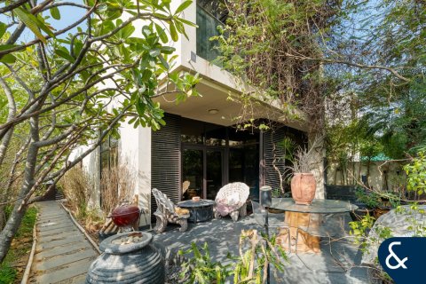 Vilë në DAMAC Hills (Akoya by DAMAC), Dubai, Emiratet e Bashkuara Arabe 6 dhoma gjumi, 363 m2. № 688508