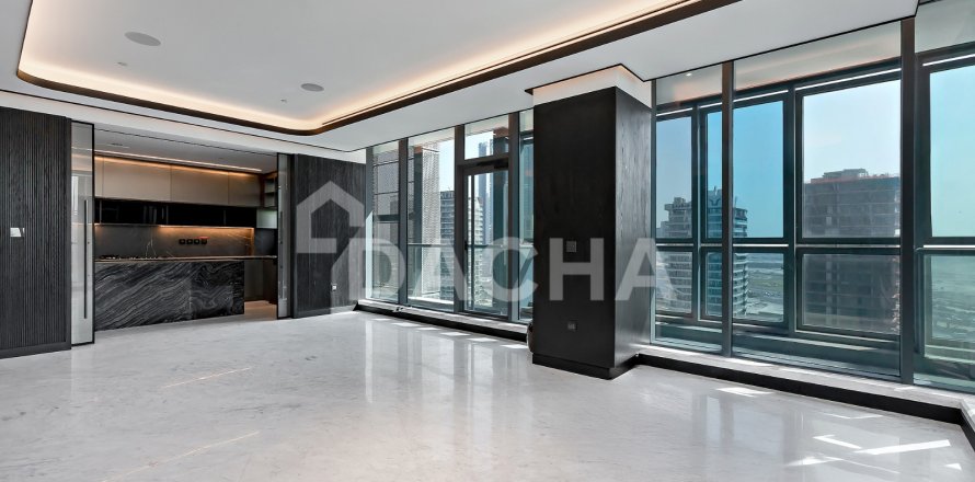 Lakás itt: Business Bay, Dubai, EAE, 4 hálószoba, 260 m², azonosító: 711921