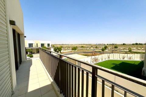 Зняти в оренду таунхаус в Dubai South (Dubai World Central), Дубай, ОАЕ 4 спальні, 350м2, № 677494 - фото 13