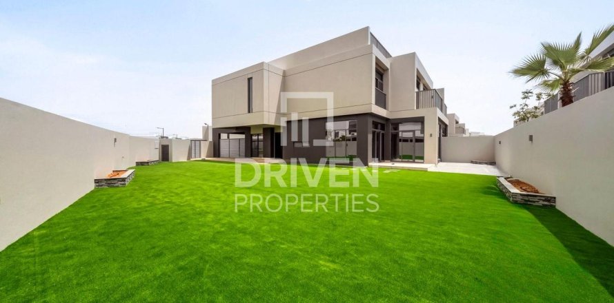 Вілла в Dubai South (Dubai World Central), Дубай, ОАЕ 4 спальні, 448.44м2 № 746989