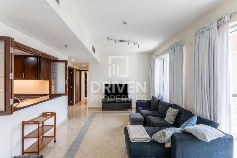Apartmen di The Views, Dubai, UAE 2 bilik tidur, 131.46 meter persegi № 746987 - foto 6