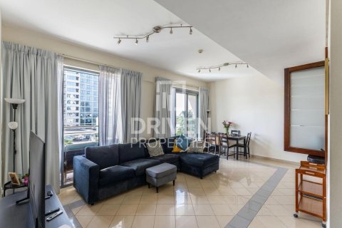 Apartmen di The Views, Dubai, UAE 2 bilik tidur, 131.46 meter persegi № 746987 - foto 1