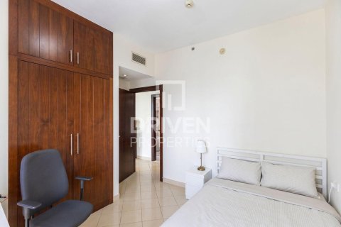Apartmen di The Views, Dubai, UAE 2 bilik tidur, 131.46 meter persegi № 746987 - foto 8