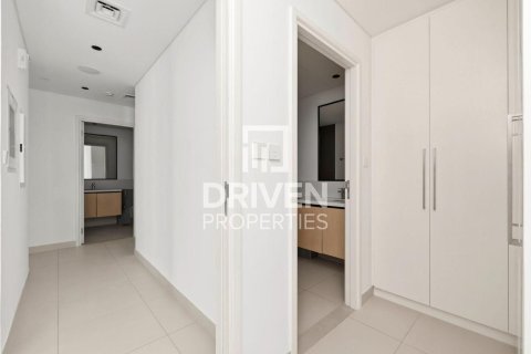 Apartament në Downtown Dubai (Downtown Burj Dubai), Dubai, Emiratet e Bashkuara Arabe 2 dhoma gjumi, 99.5 m2. № 745805 - Foto 11