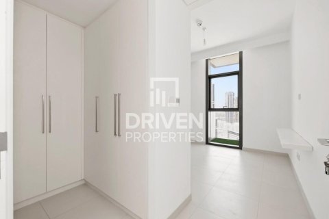 Apartament në Downtown Dubai (Downtown Burj Dubai), Dubai, Emiratet e Bashkuara Arabe 2 dhoma gjumi, 99.5 m2. № 745805 - Foto 10
