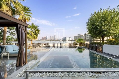 Vila u Palm Jumeirah, Dubai, UAE 5 spavaćih soba, 340.03 m2 Br. 745801 - fotografija 17
