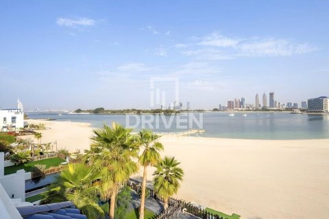 Palm Jumeirah, Dubai, UAE의 빌라 침실 5개, 340.03제곱미터 번호 745801