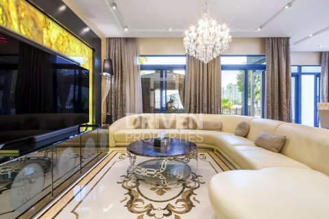 Vila u Palm Jumeirah, Dubai, UAE 5 spavaćih soba, 340.03 m2 Br. 745801 - fotografija 5