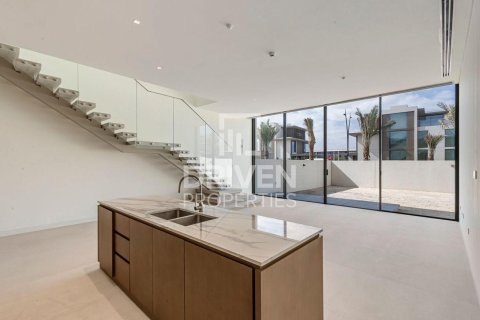 טאונהאוס להשכרה ב Nadd Al Sheba, Dubai, איחוד האמירויות 3 חדרי שינה, 358.33 מ"ר, מספר 745802 - תמונה 4