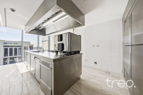 Apartman u gradu Palm Jumeirah, Dubai, UAE 5 spavaće sobe, 626.72 m2 Br. 739176 - Slika 18