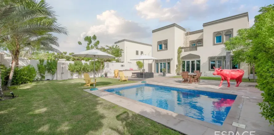 Villa asukohaga Jumeirah Park, Dubai, AÜE: 3 magamistoaga, 285 m² Nr 661248