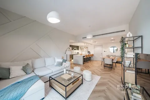 Appartement te huur in Greens, Dubai, VAE 1 slaapkamer, 74 vr.m., nr 661245 - foto 2