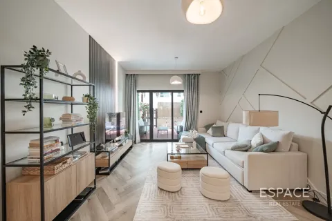 Appartement te huur in Greens, Dubai, VAE 1 slaapkamer, 74 vr.m., nr 661245 - foto 1