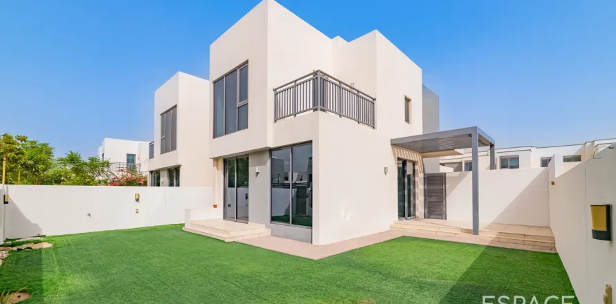 Вілла в Дубай Хилс Эстейт, ОАЕ 4 спальні, 229м2 № 661251