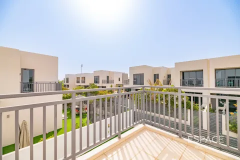 Зняти в оренду віллу в Дубай Хилс Эстейт, ОАЕ 4 спальні, 229м2, № 661251 - фото 15